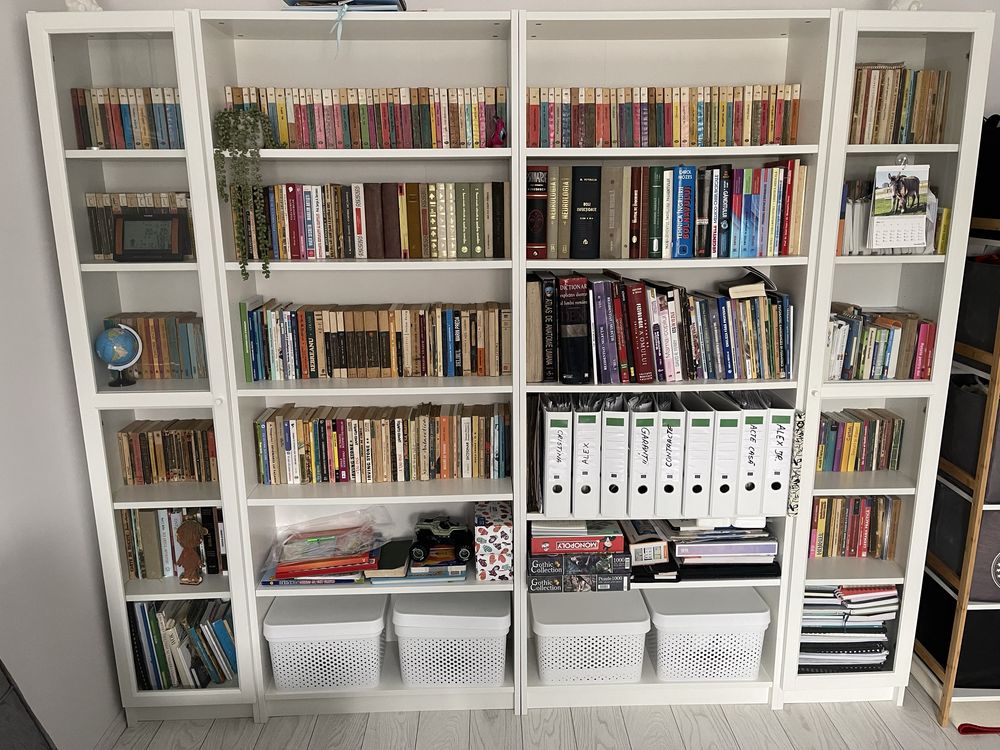 Biblioteca Ikea Billy ca noua