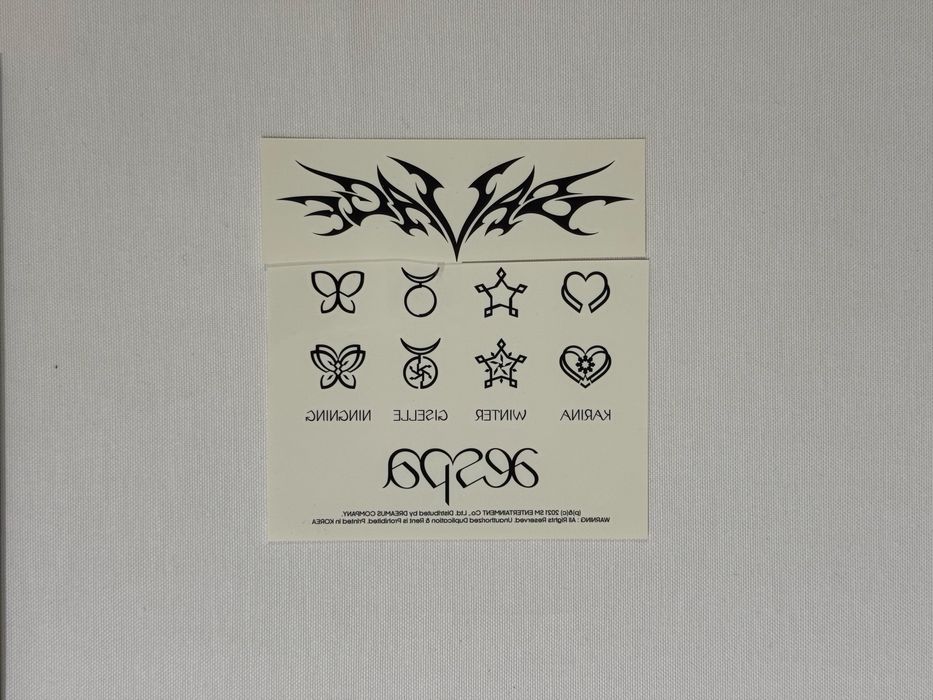 KPOP албум: aespa - Savage (Hallucination Quest ver.)