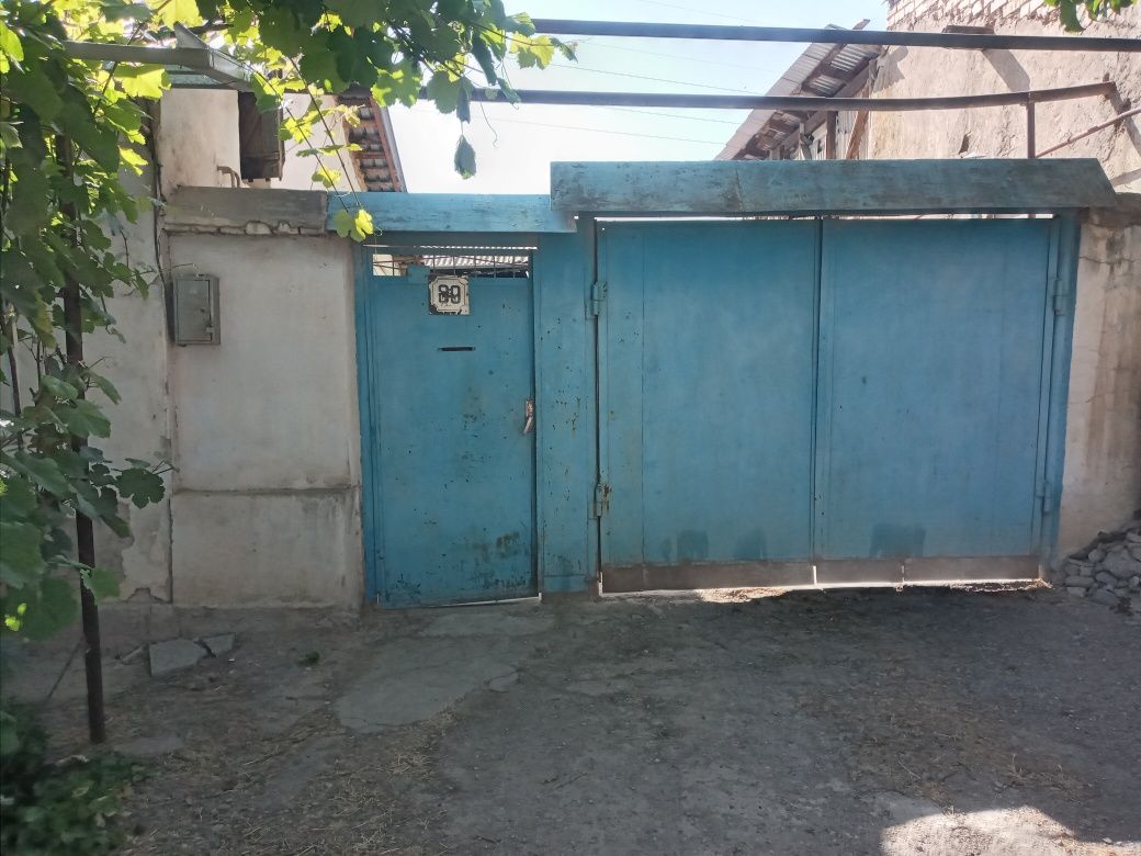 Продаётся дом в городе Чирчик.