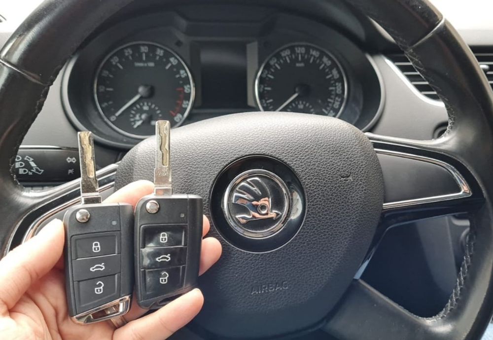 Programare chei auto cu cip, deblocare auto incuiat