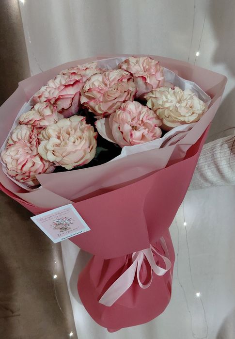 Букет роз 9 штук