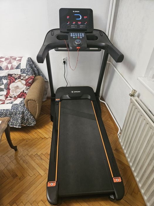 Бягаща пътека Orion Blaze 700