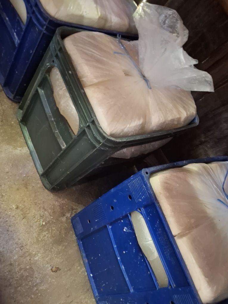 Telemea de vacå Proaspătă și veche