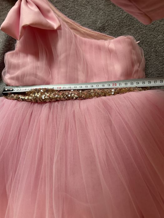 Офицоални рокли 116-122 размер