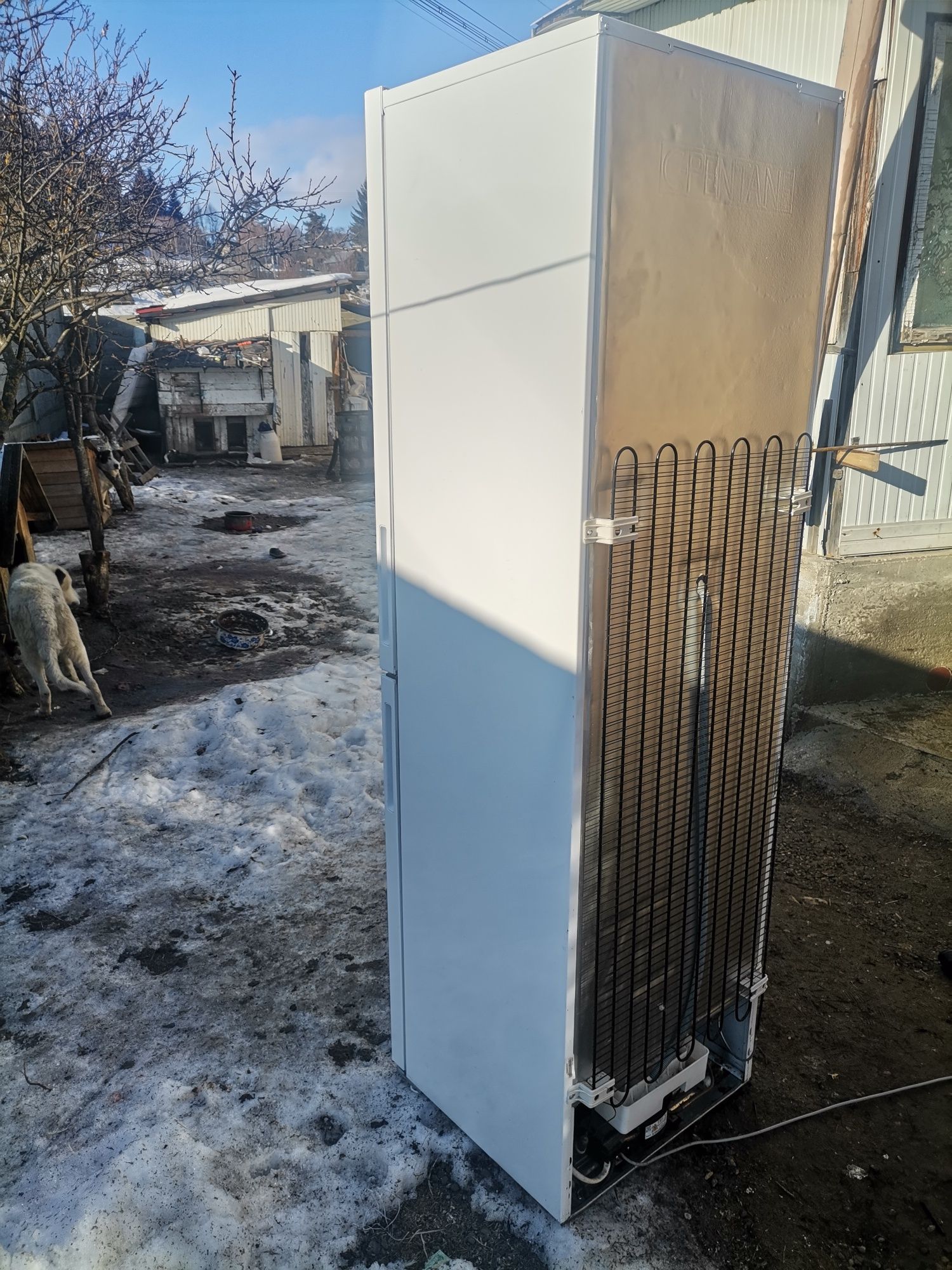 Combină frigorifică Arctic cu două uși,congelator 4 sertare,frigider