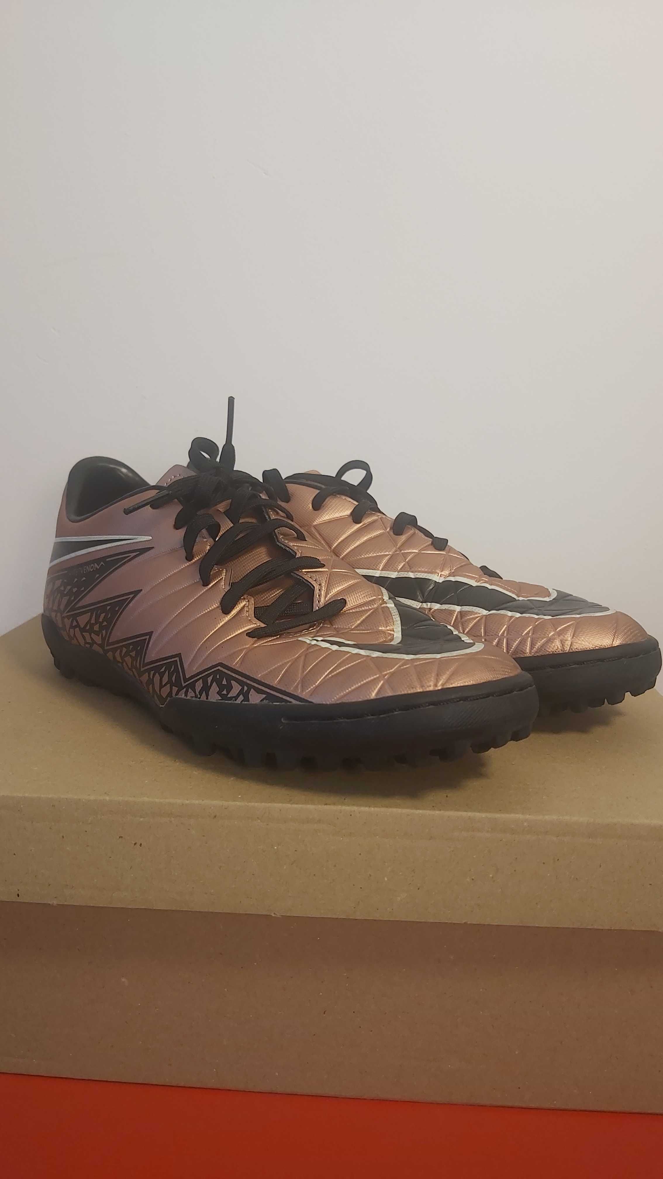 Nike Hypervenom Phelon 2 TF - Номер 40.5