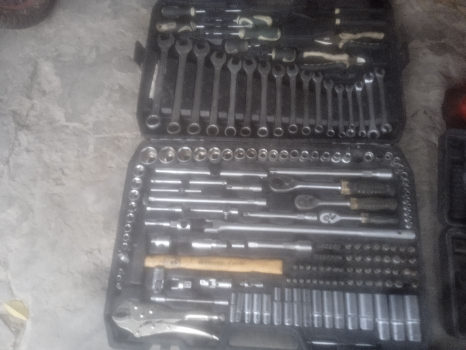 Продам все инструменты