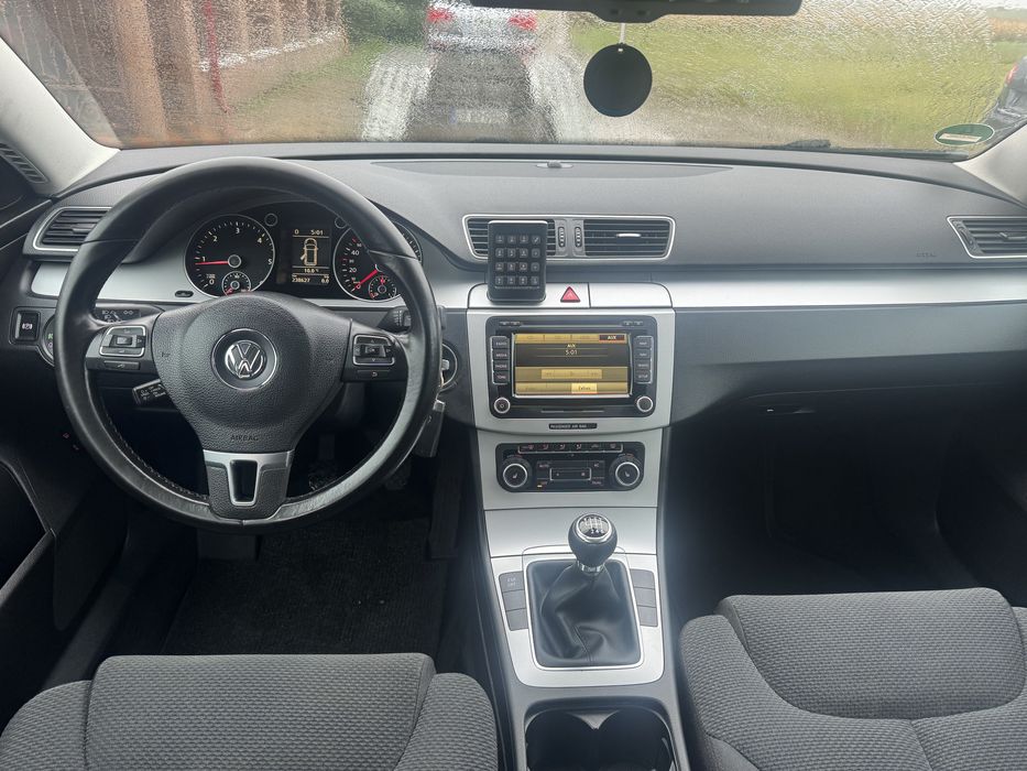 Volkswagen Passat B6 _ euro 5 _ 2.0 tdi manual_2011