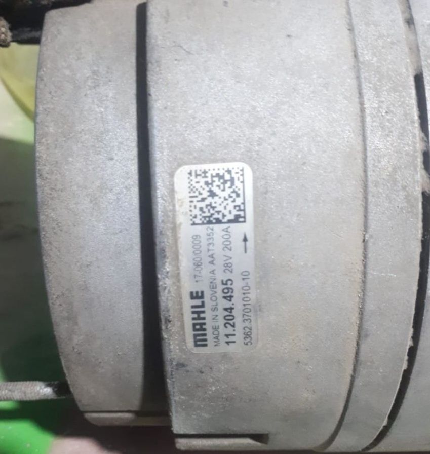 Продам ГЕНЕРАТОР на 28В 200А