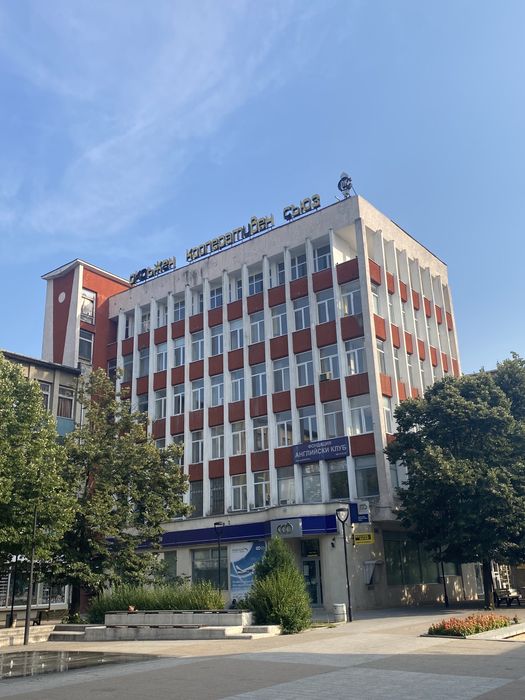 Продавам офиси в гр. Търговище