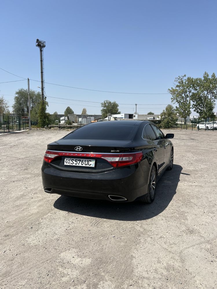 Hyundai Grandeur sotiladi srochniy