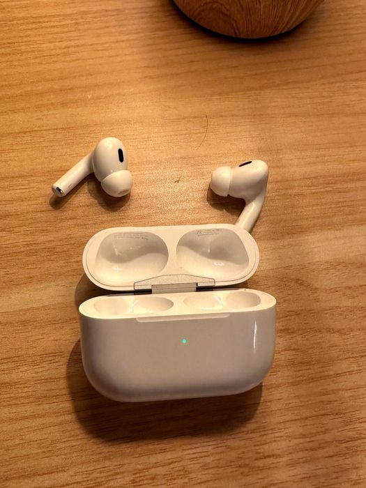 Vand AirPods Pro 2 - Stare Excelenta