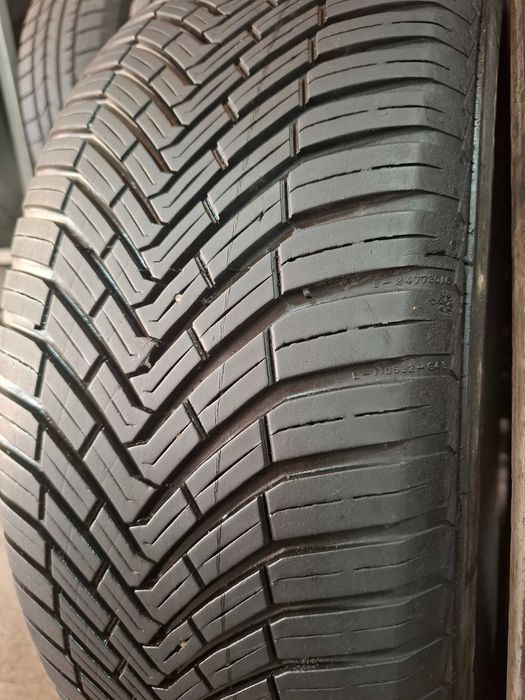 2 Всесезонни гуми Континентал 235/60/18 ДОТ23 (безплатно поставяне)