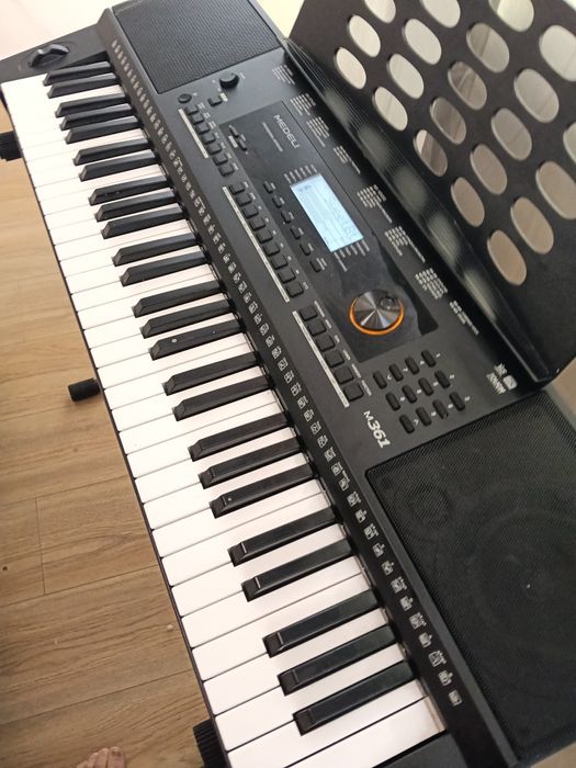 Okazie Orga( pian )Medeli m361