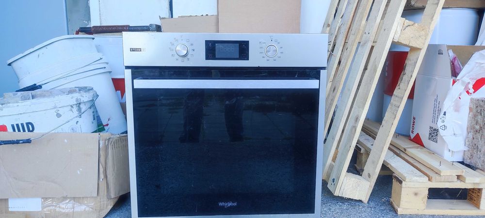 Фурна за вграждане WHIRLPOOL
