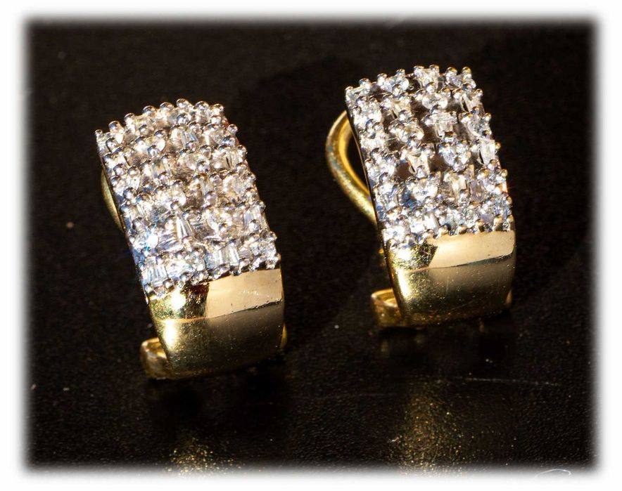 Диамантен Пръстен и Диамантени Обеци Злато 18ct. Комплект + Подарък