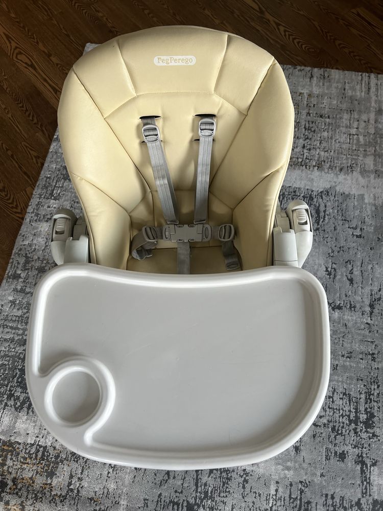 Детское кресло Peg Perego Tatamia Follow Me