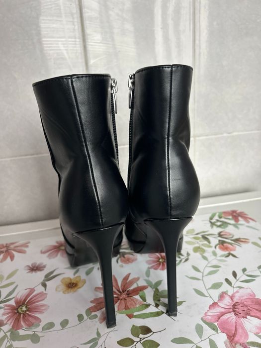 Боти с ток Nine West