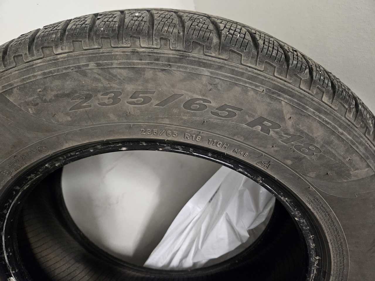 Зимни гуми Pirelli Scorpion 235/65/18 4бр.