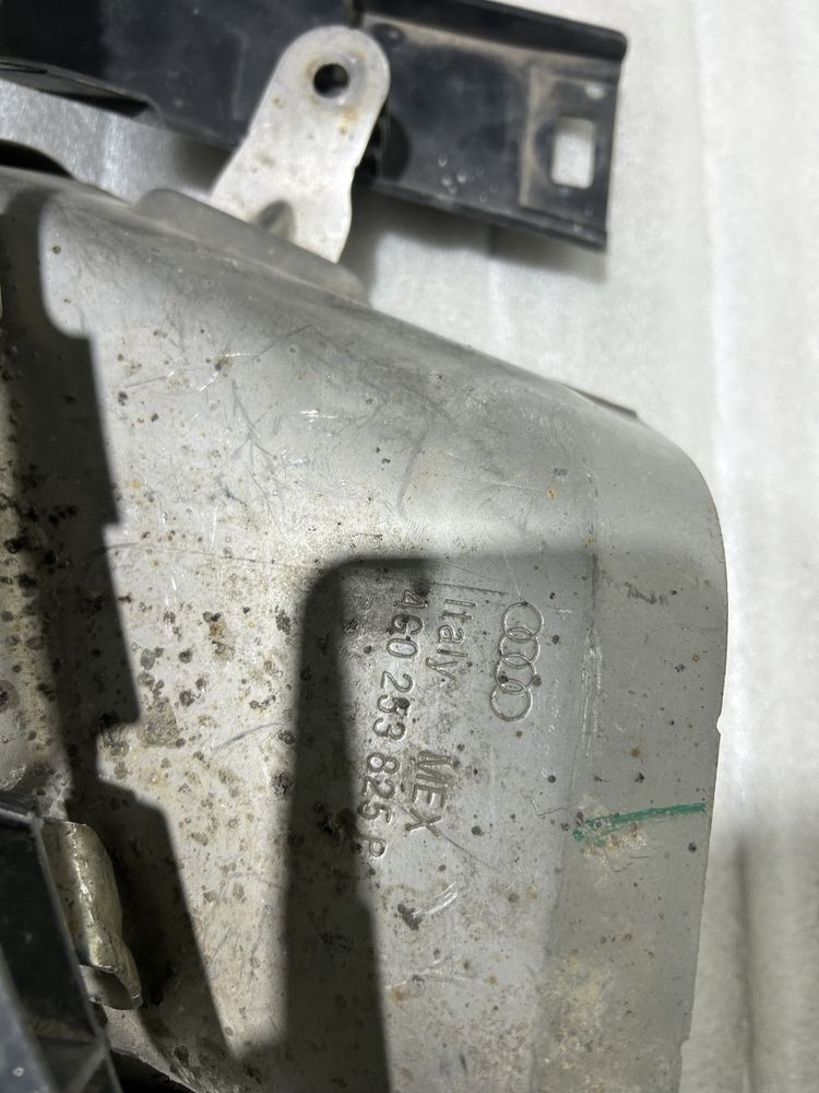 Ornament toba dreapta cu suport audi a6 c7 facelift 4g0253825p