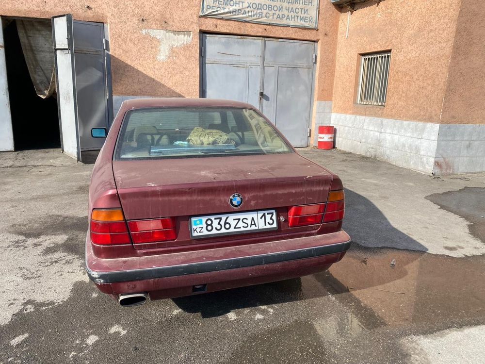 BMW e34 520