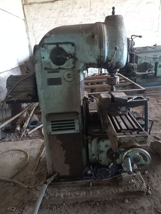 Фрезерный станки