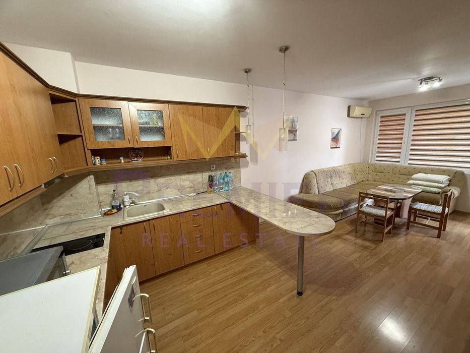 Продава се Двустаен апартамент в к.к. Слънчев бряг - 61 кв.м за 1115 €/кв.м - Снимка #2