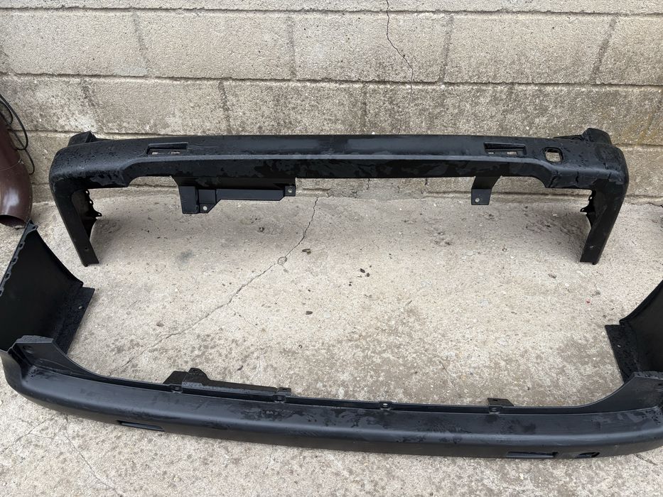 2 бр. Задна броня за Нисан / Nissan NV 200 / Van 2011-