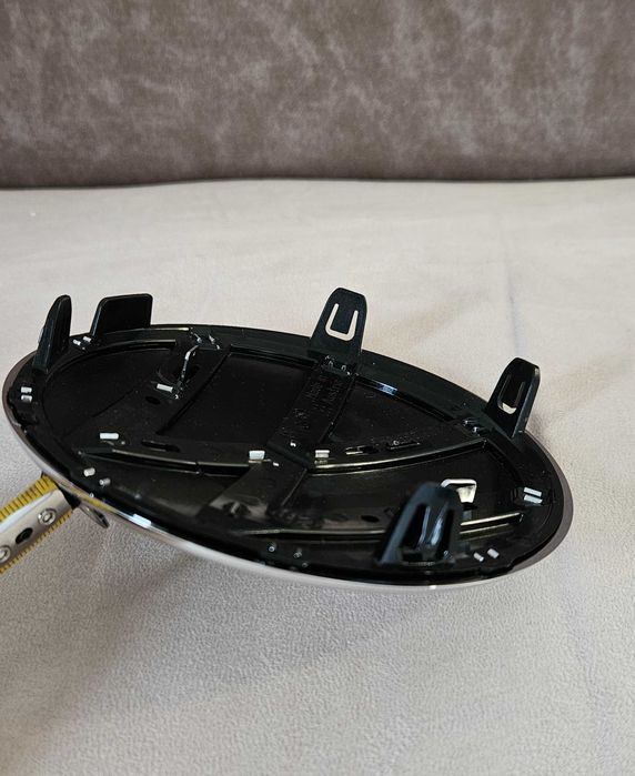 Emblema Sigla Frontala FARA Radar VW Volkswagen Golf 8 5H0853601D