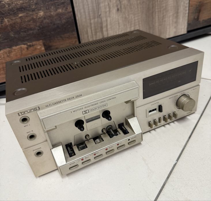 Колекционерски ретро дек BRUNS 2504 - 1982 г. - обслужен