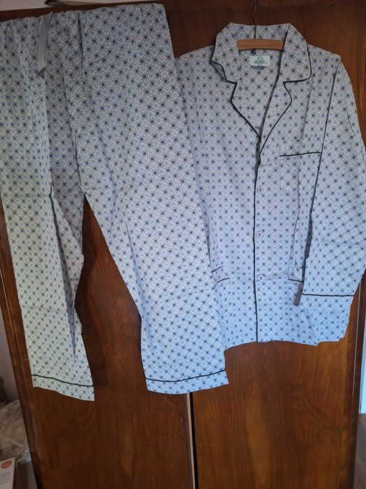 Pijama barbati marca Global mărime M nouă