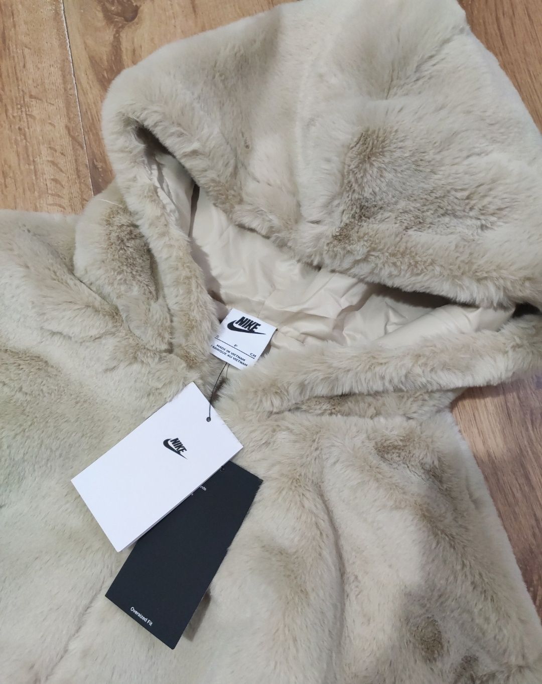 Geaca damă Nike mărimea S oversize