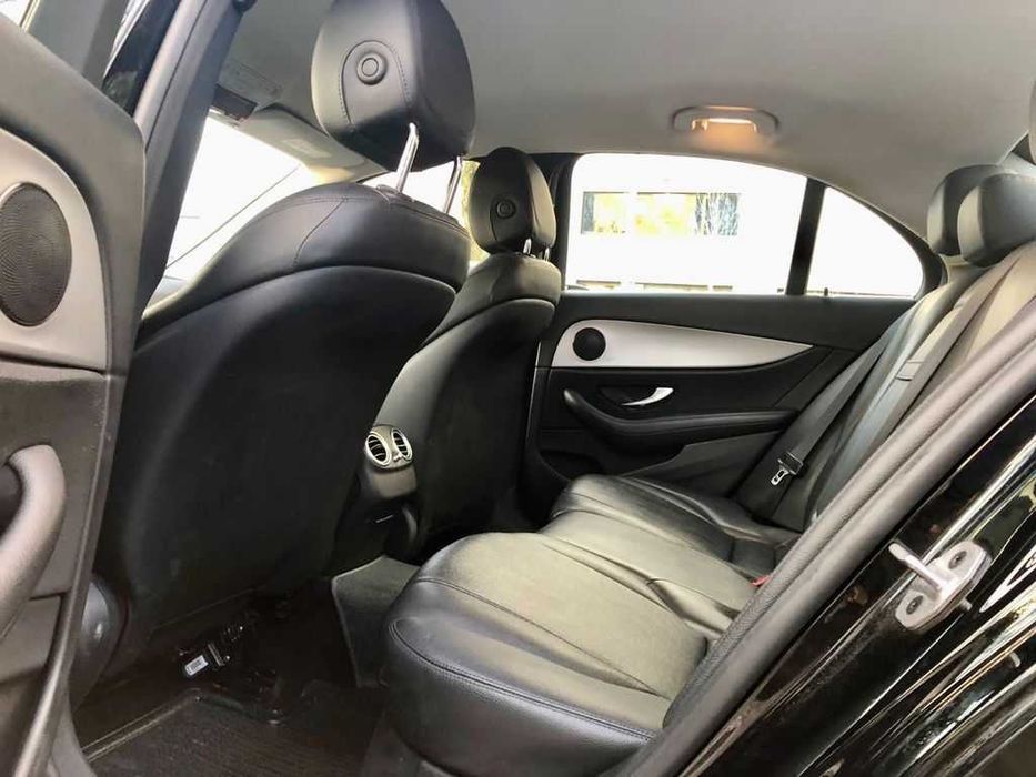 Inchiriere Mercedes E Class doar cu sofer, Masini Lux Clienti Premium