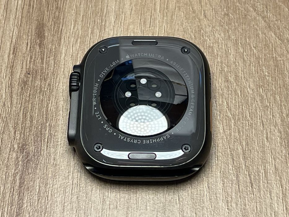 Apple Watch Ultra 2 Гаранция + 6бр. Каишки