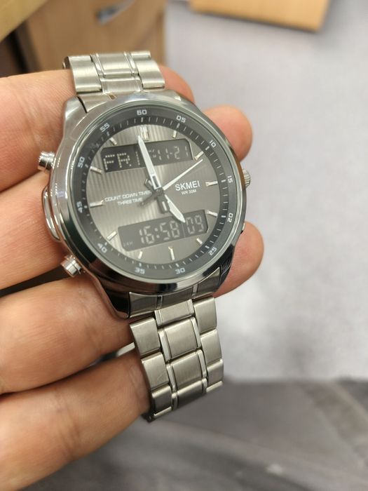 Часы мужские водонепроницаемые