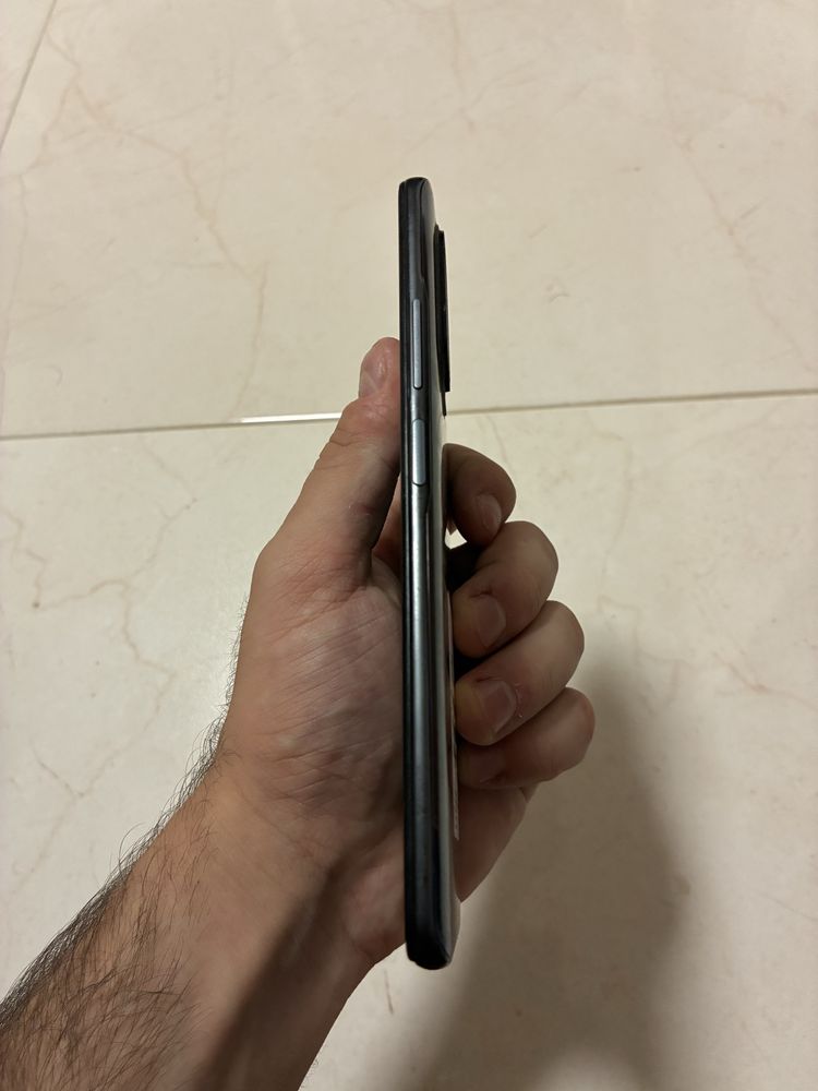 Poco f3 256GB С оригинално зарядно!