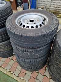 Jante Ford cu anvelope 235/65/R16C Michelin