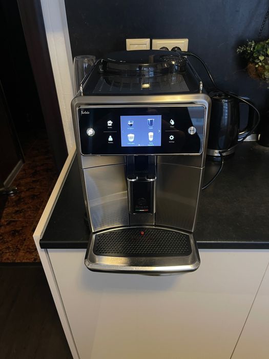 Кафемашина Saeco Xelsis SM7683