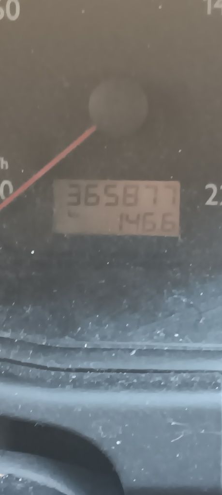 Vând vw polo 1,4tdi