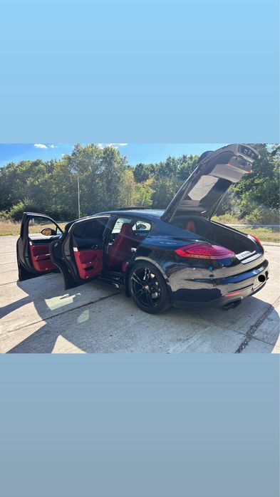Porsche Panamera 4S