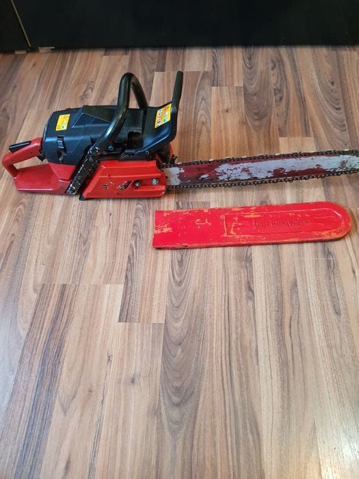 Jonsered J 2071,drujbă de tăiat lemne.