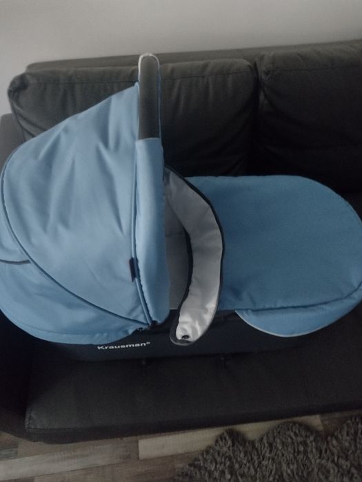 Vând scoica  și ladou krausman  pentru bebeluș