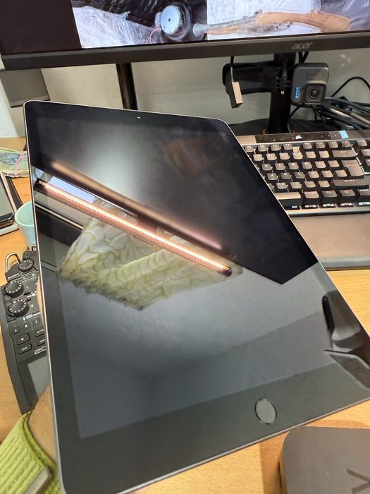 Ipad 8 32gb WiFi -ireprosabil -mentiuni