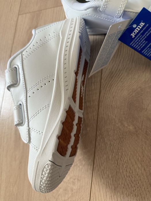 Новые кроссовки от Joma