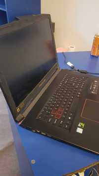 Laptop Gaming Acer Predator Helios cu procesor Intel® Core™ i7-7700HQ