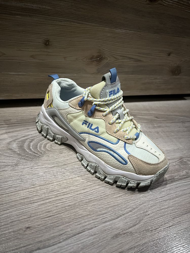 Fila  Ray Tracer 2 women