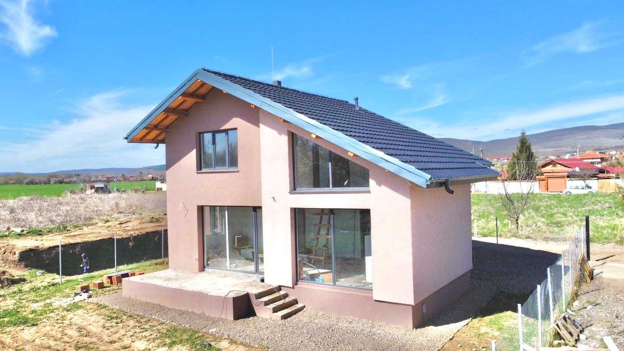 Продава се Къща в с. Житен, Област София-град - 160 кв.м за 1807 €/кв.м - Снимка #3