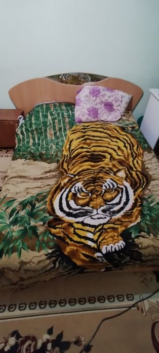 Продам кровать и шкаф