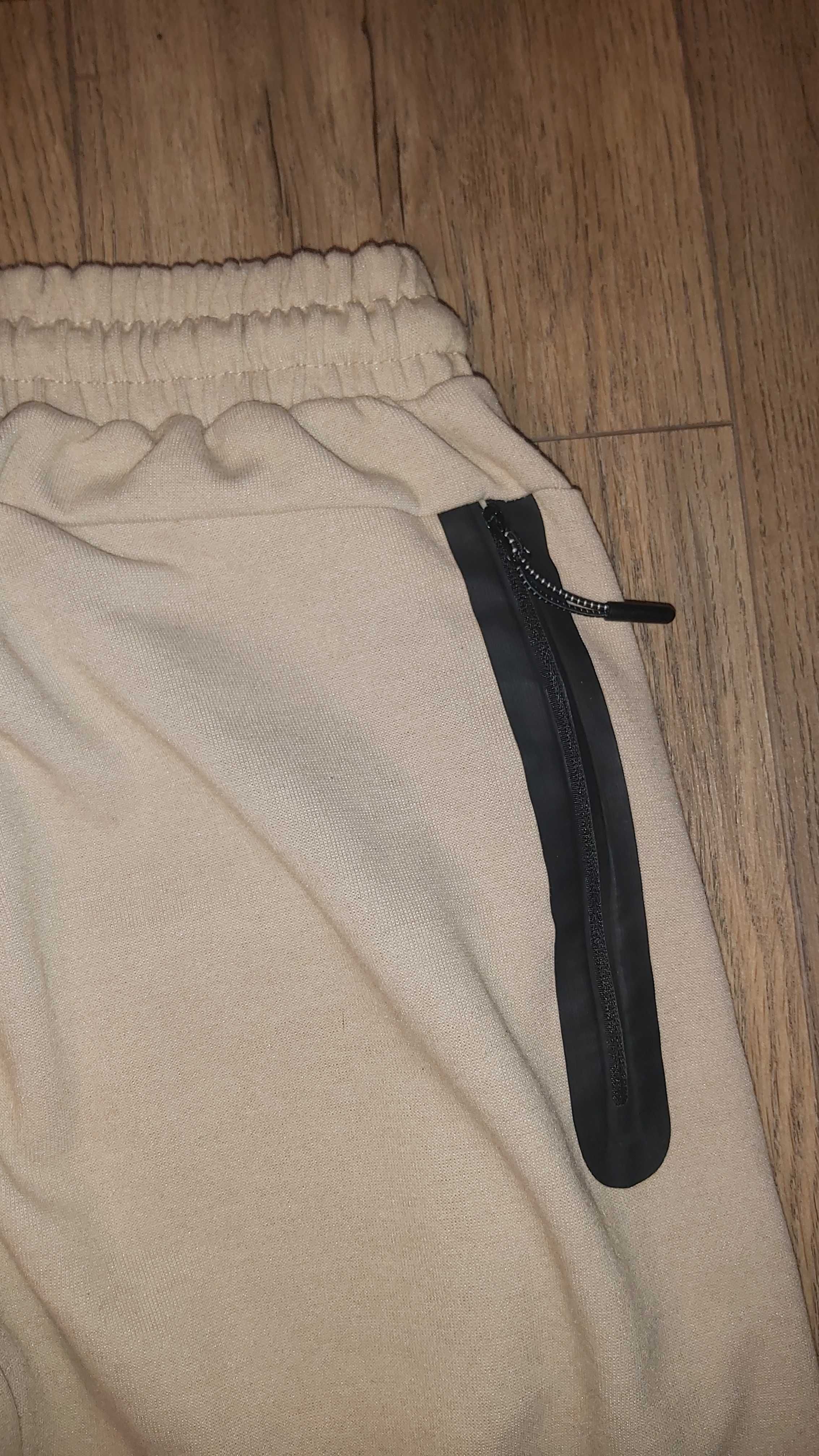Nike Tech Fleece Дамско Долнище - Размер S