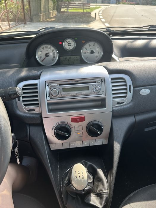 Lancia ypsilon negociabil an 2009
